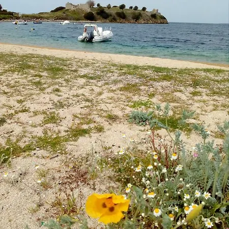 El Capitan Guest house Porto Koufo