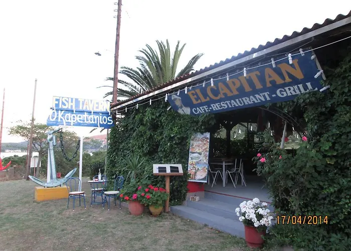 Affittacamere El Capitan Porto Koufo